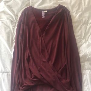 Super soft burgundy long sleeve